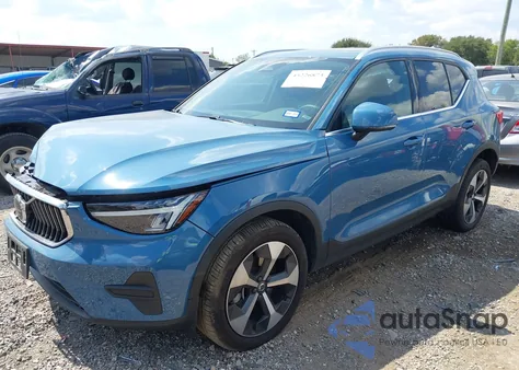 2024 Volvo Xc40 B5 Core Bright Theme z USA, uszkodzony, nr VIN YV4L12UK6R2374189